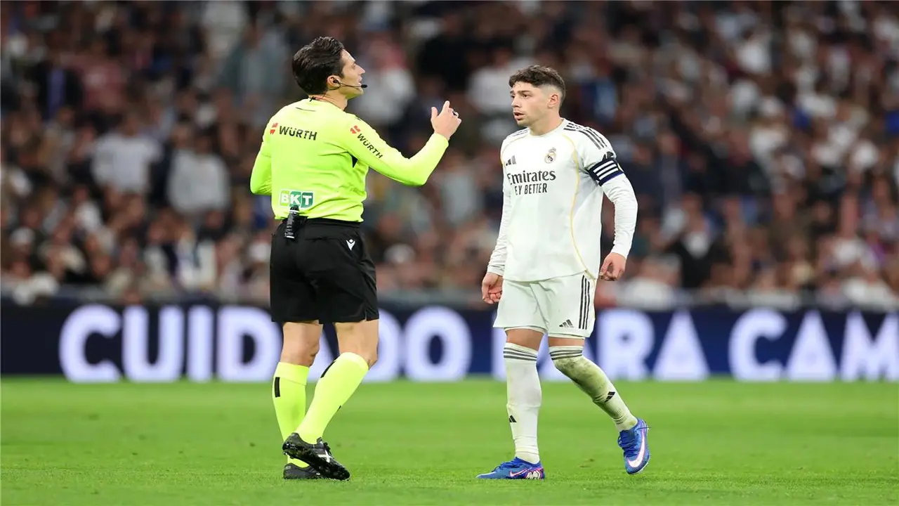 مدة غياب فالفيردي عن صفوف ريال مدريد بعد طرده أمام أتلتيكو مدريد